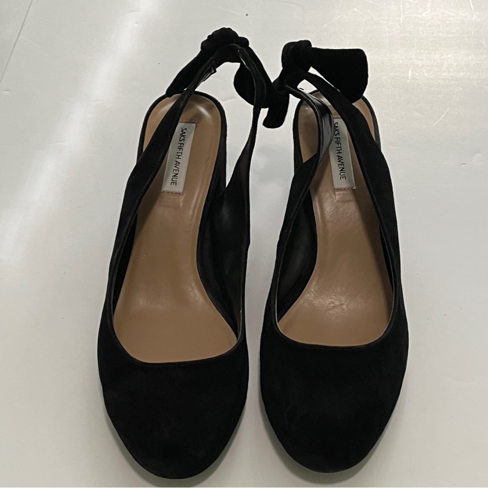 Saks Fifth Avenue Casual Bow Black Suede Slingback